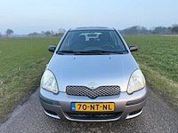 Toyota - 2004 - yaris - 1.3 vvt-i idols - 70-nt-nl - afbeelding 1 van  9