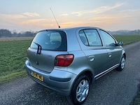 Toyota - 2004 - yaris - 1.3 vvt-i idols - 70-nt-nl - afbeelding 4 van  9