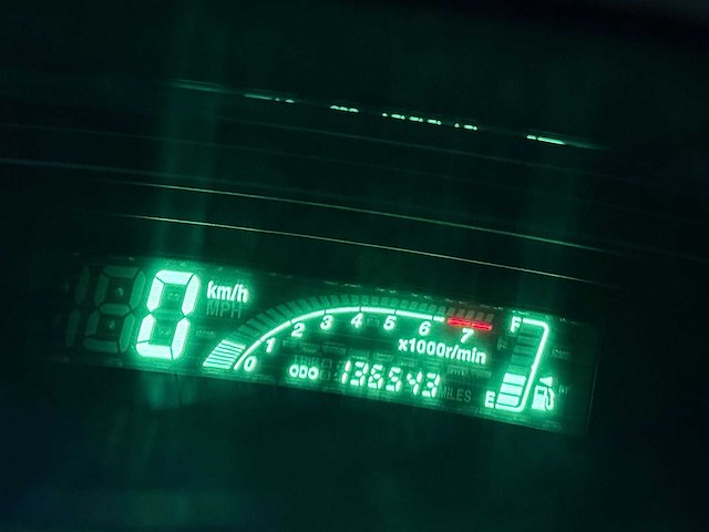 Toyota - 2004 - yaris - 1.3 vvt-i idols - 70-nt-nl - afbeelding 5 van  5