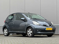 Toyota - 2005 - aygo - 1.0-12v sport - 84-rl-vk - afbeelding 7 van  13