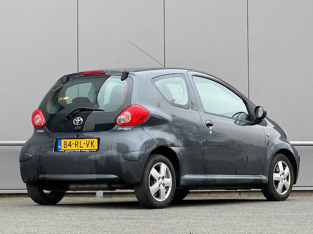 Toyota - 2005 - aygo - 1.0-12v sport - 84-rl-vk - afbeelding 8 van  13