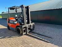 Toyota - 2006 - 7fbmf50 - vorkheftruck - afbeelding 1 van  10