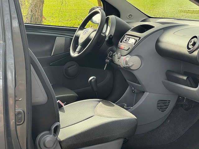 Toyota - 2006 - aygo - 1.0-12v - 06-tjr-1 - afbeelding 3 van  7