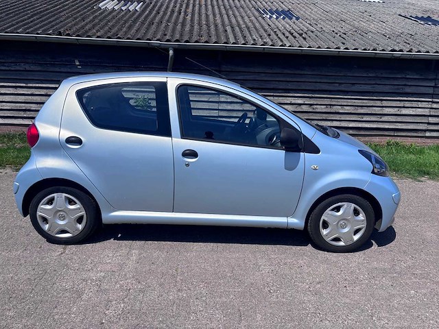 Toyota - 2006 - aygo - 1.0-12v - personenauto - afbeelding 4 van  17