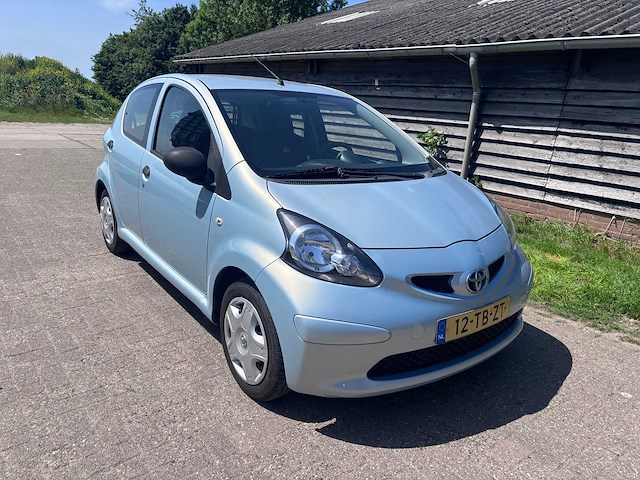 Toyota - 2006 - aygo - 1.0-12v - personenauto - afbeelding 5 van  17