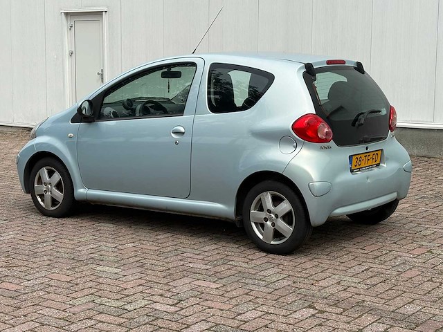Toyota - 2006 - aygo - 1.0-12v sport - personenauto - afbeelding 6 van  12