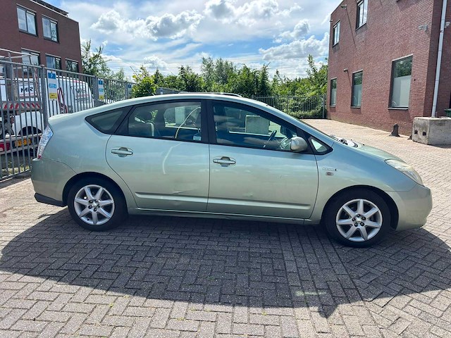 Toyota - 2006 - prius - 1.5 vvt-i - automaat - personenauto - afbeelding 11 van  14