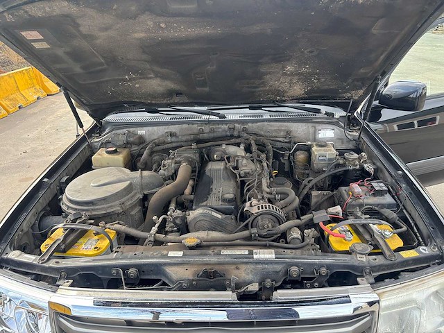 Toyota - 2007 - landcruiser 100 - 4.2 d-4d atm srw - personenauto - afbeelding 11 van  19