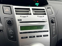 Toyota - 2007 - yaris - 1.3 vvti terra - 96-xf-bd - afbeelding 3 van  14