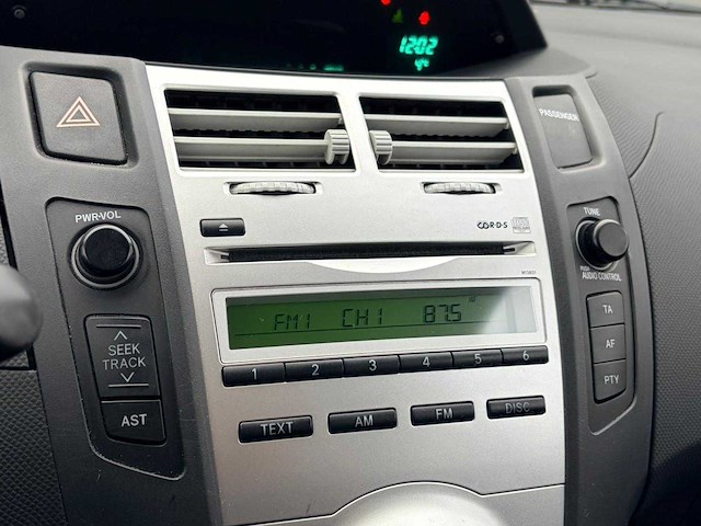 Toyota - 2007 - yaris - 1.3 vvti terra - 96-xf-bd - afbeelding 3 van  14