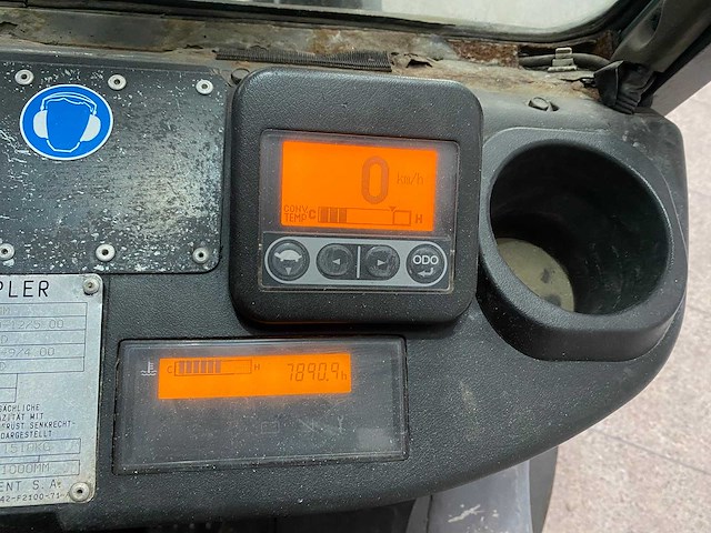 Toyota - 2008 - 02-8 fgf 25 - vorkheftruck - afbeelding 2 van  12