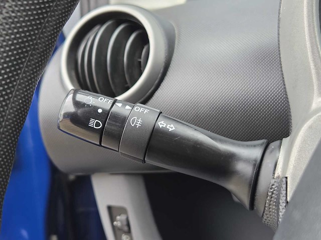 Toyota - 2008 - aygo - 1.0-12v sport - 75-zp-jj - afbeelding 6 van  23