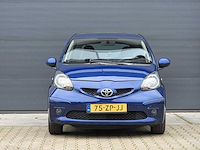 Toyota - 2008 - aygo - 1.0-12v sport - 75-zp-jj - afbeelding 12 van  23