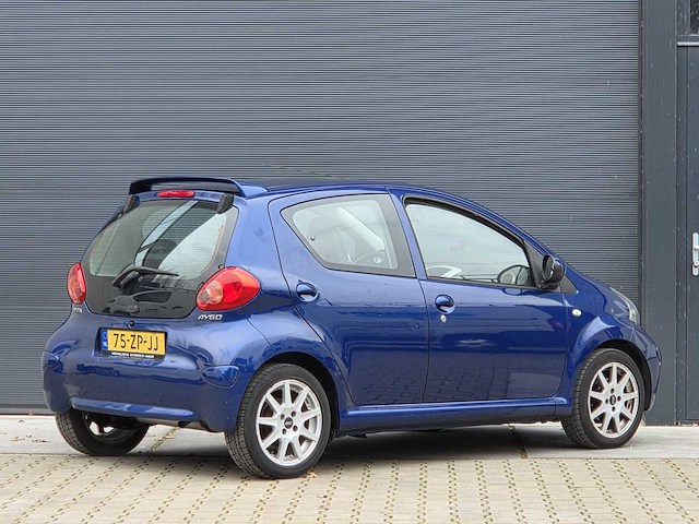 Toyota - 2008 - aygo - 1.0-12v sport - 75-zp-jj - afbeelding 19 van  23