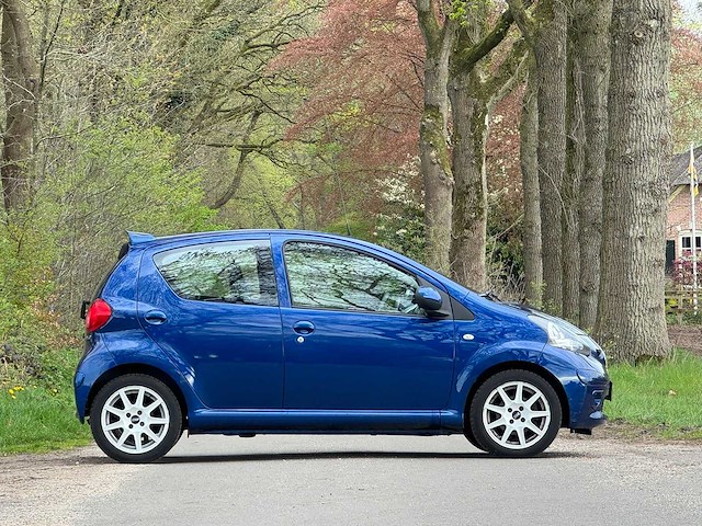 Toyota - 2008 - aygo - 1.0-12v sport - 75-zp-jj - afbeelding 9 van  18
