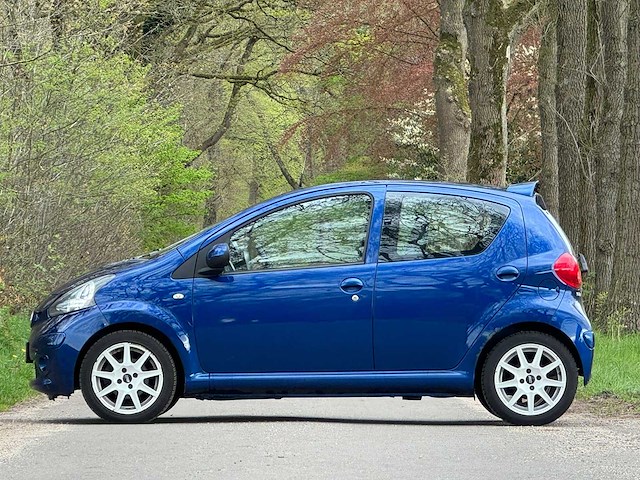 Toyota - 2008 - aygo - 1.0-12v sport - 75-zp-jj - afbeelding 11 van  18