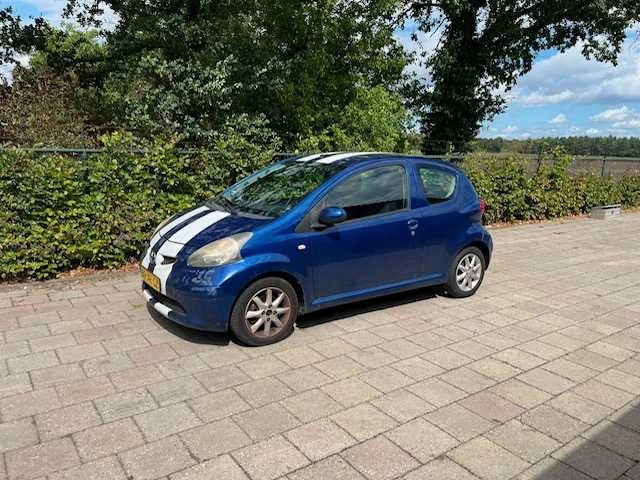 Toyota - 2008 - aygo - personenauto - afbeelding 1 van  9