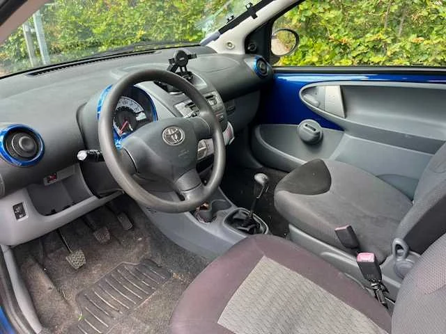 Toyota - 2008 - aygo - personenauto - afbeelding 8 van  9