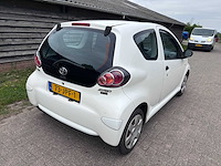 Toyota - 2009 - aygo - 1.0-12v access - personenauto - afbeelding 14 van  25