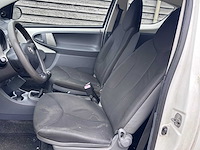 Toyota - 2009 - aygo - 1.0-12v access - personenauto - afbeelding 22 van  25