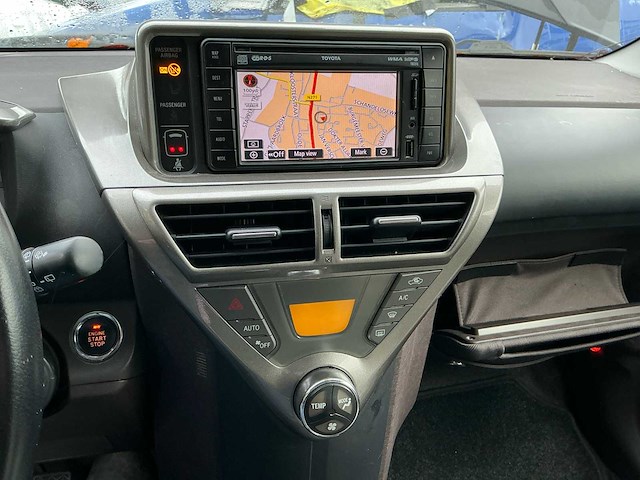 Toyota - 2009 - iq - 1.0 vvti aspiration - personenauto - afbeelding 11 van  23