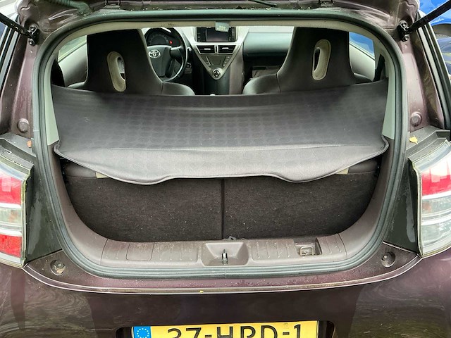 Toyota - 2009 - iq - 1.0 vvti aspiration - personenauto - afbeelding 16 van  23