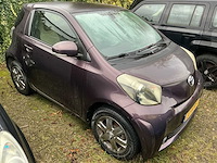 Toyota - 2009 - iq - 1.0 vvti aspiration - personenauto - afbeelding 12 van  23