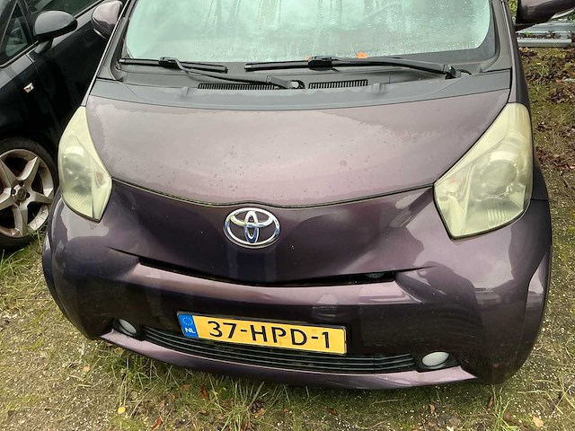 Toyota - 2009 - iq - 1.0 vvti aspiration - personenauto - afbeelding 17 van  23