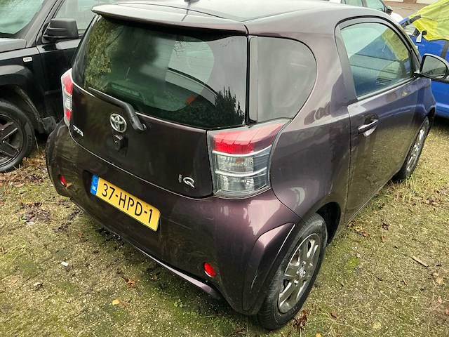 Toyota - 2009 - iq - 1.0 vvti aspiration - personenauto - afbeelding 20 van  23