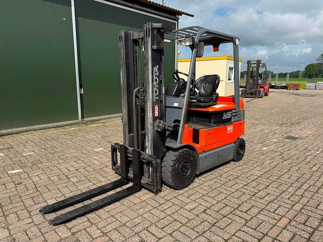 Toyota - 2010 - 7fbmf25 - vorkheftruck - afbeelding 8 van  14