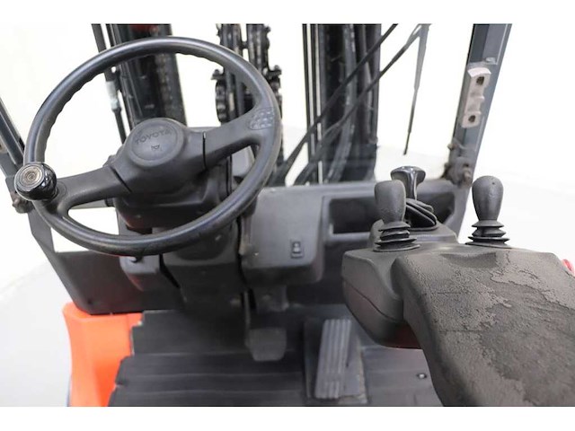 Toyota - 2010 - 7fbmf30 - vorkheftruck, triplex - afbeelding 3 van  4