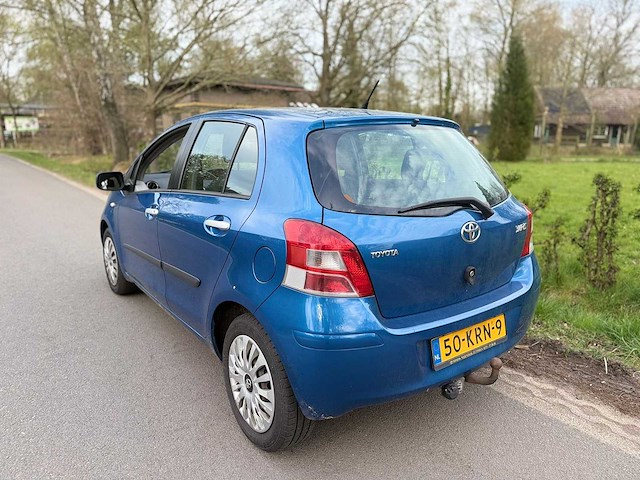 Toyota - 2010 - yaris - 1.3 vvti aspiration - 50-krn-9 - afbeelding 4 van  10