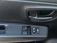 Toyota - 2011 - yaris - 1.0 vvt-i aspiration - 38-slr-1 - afbeelding 4 van  15