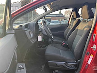 Toyota - 2011 - yaris - 1.0 vvt-i aspiration - 38-slr-1 - afbeelding 13 van  15