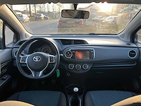 Toyota - 2011 - yaris - 1.0 vvt-i aspiration - 38-slr-1 - afbeelding 14 van  15