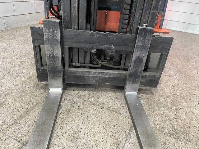 Toyota - 2012 - 8 fbekt 16 - vorkheftruck triplex - free-lift - side-shift - afbeelding 14 van  18