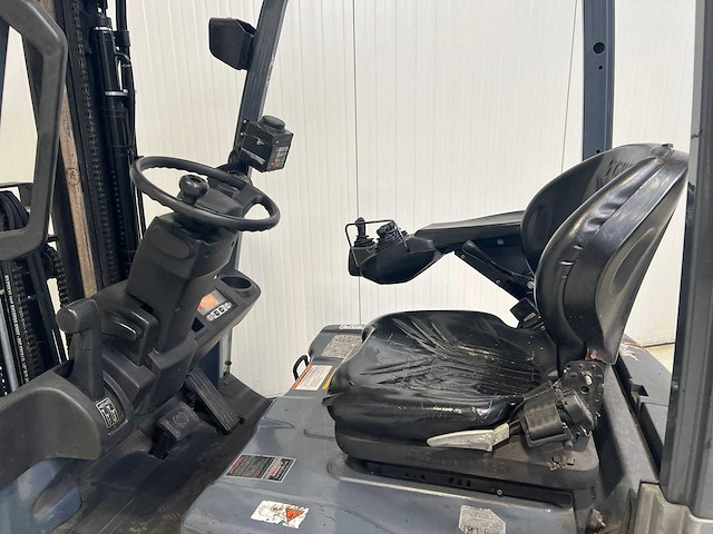 Toyota - 2015 - 8fbet15 - vorkheftruck triplex - free-lift - side-shift - afbeelding 2 van  6