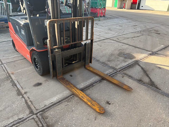 Toyota - 2015 - 8fbmt35 - vorkheftruck - afbeelding 6 van  20