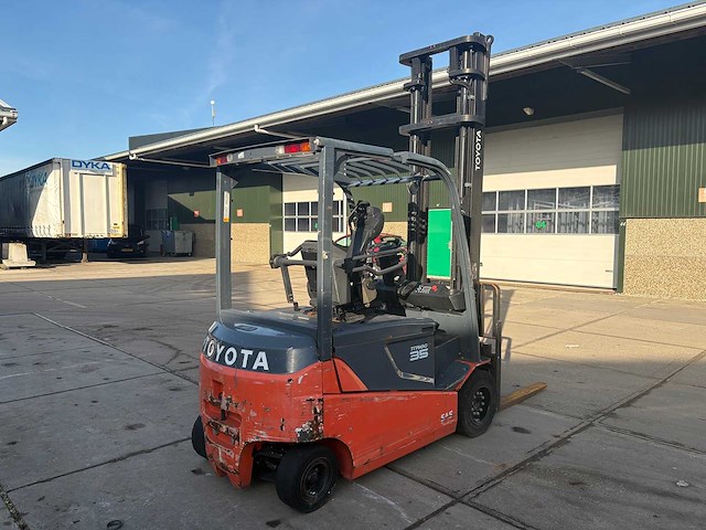 Toyota - 2015 - 8fbmt35 - vorkheftruck - afbeelding 17 van  20