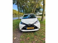 Toyota - 2015 - aygo - 1.0 vvt-i x-play automaat - l-233-vp