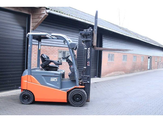 Toyota - 2016 - fbmkt30 - 4271 uren - 5.02m triplex, free-lift, side-shift - vorkheftruck - afbeelding 11 van  16