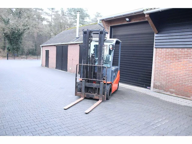 Toyota - 2016 - fbmkt30 - 4271 uren - 5.02m triplex, free-lift, side-shift - vorkheftruck - afbeelding 10 van  16