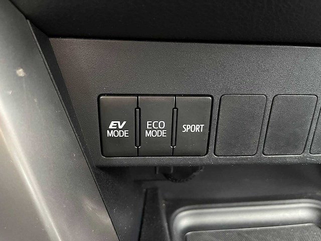 Toyota - 2016 - rav4 - 2.5 hybrid first ed. - j-856-fp - afbeelding 4 van  16