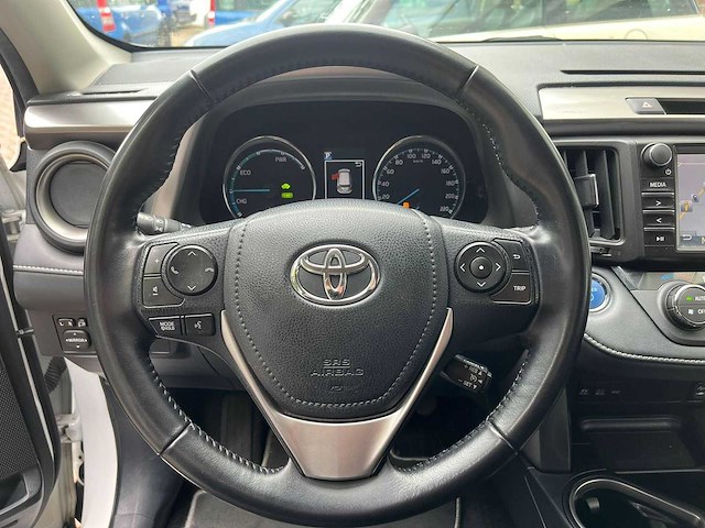 Toyota - 2016 - rav4 - 2.5 hybrid first ed. - j-856-fp - afbeelding 8 van  16