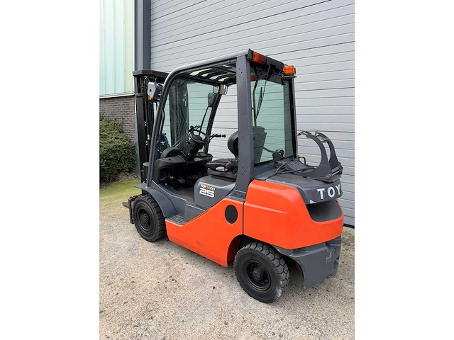 Toyota - 2017 - 02-8-fgf-25 - 4.7m triplex - vorkheftruck - afbeelding 3 van  9