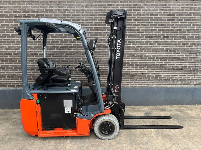 Toyota - 2017 - 8-fbek-16-t - 5m triplex, free-lift - vorkheftruck - afbeelding 6 van  11