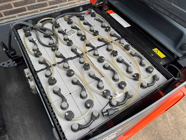 Toyota - 2017 - 8-fbek-16-t - 5m triplex, free-lift - vorkheftruck - afbeelding 2 van  11