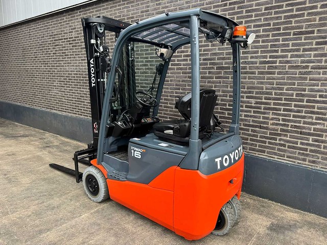 Toyota - 2017 - 8-fbek-16-t - 5m triplex, free-lift - vorkheftruck - afbeelding 5 van  11