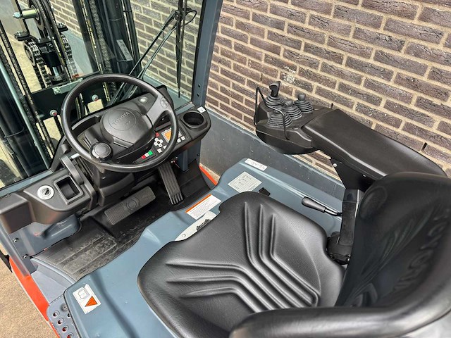 Toyota - 2017 - 8-fbek-16-t - 5m triplex, free-lift - vorkheftruck - afbeelding 9 van  11