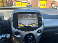 Toyota - 2017 - aygo - 1.0 vvt-i x-play - personenauto - afbeelding 9 van  19